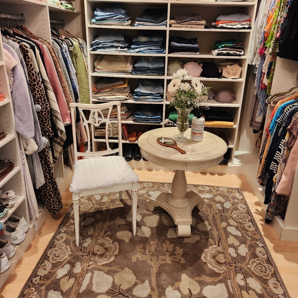 Meet your Posher, Wendy